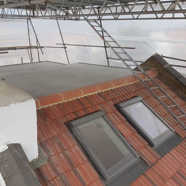 Loft-extension-roof-1 Buildon Construction, builders of quality loft conversions in Stoneleigh, Epsom and the surrounding areas of Surrey and South London.